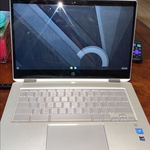 HP Google Chromebook Touchscreen Rose Gold & White